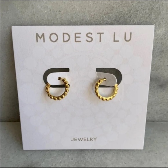 Modest Lu Jewelry - 18K Gold Beaded Huggie Hoop Earrings